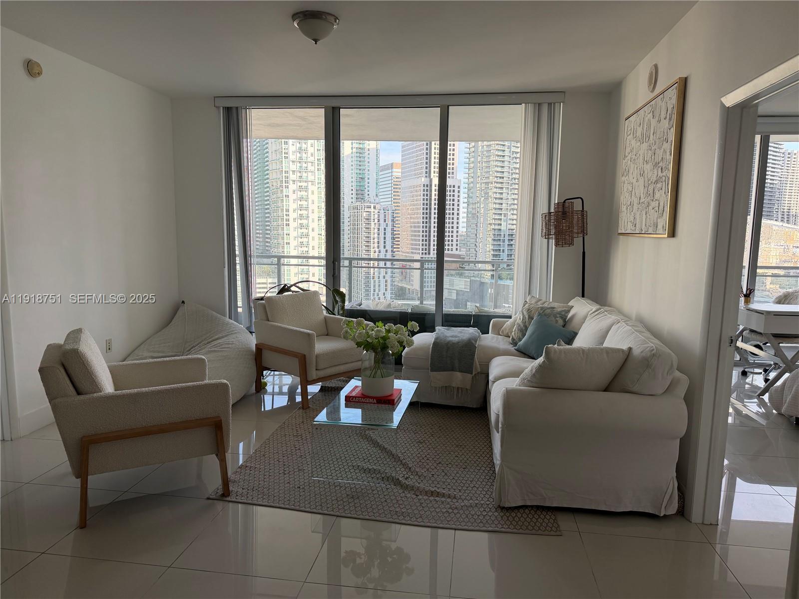 IVY CONDO - Residential Lease