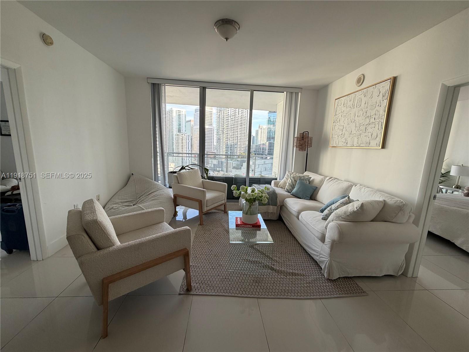 IVY CONDO - Residential Lease