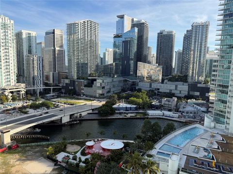 90 SW 3rd St 2202 Miami FL 33130