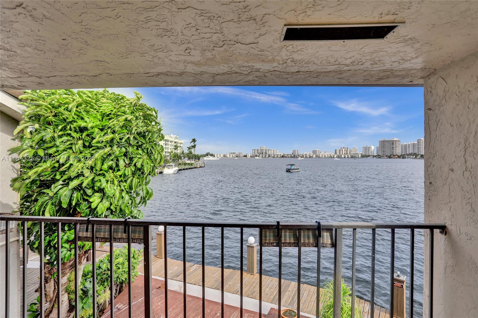 LAKEVIEW TOWNHOUSES CONDO - Residential Lease