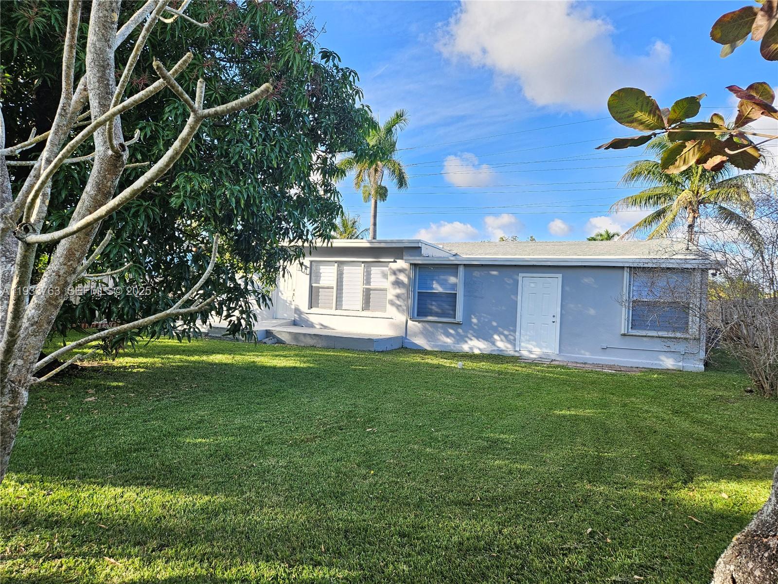 LLOYD ESTATES ADD CORR PL - Residential