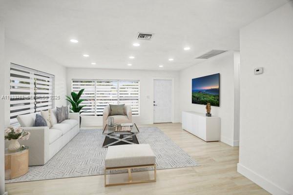 LLOYD ESTATES ADD CORR PL - Residential