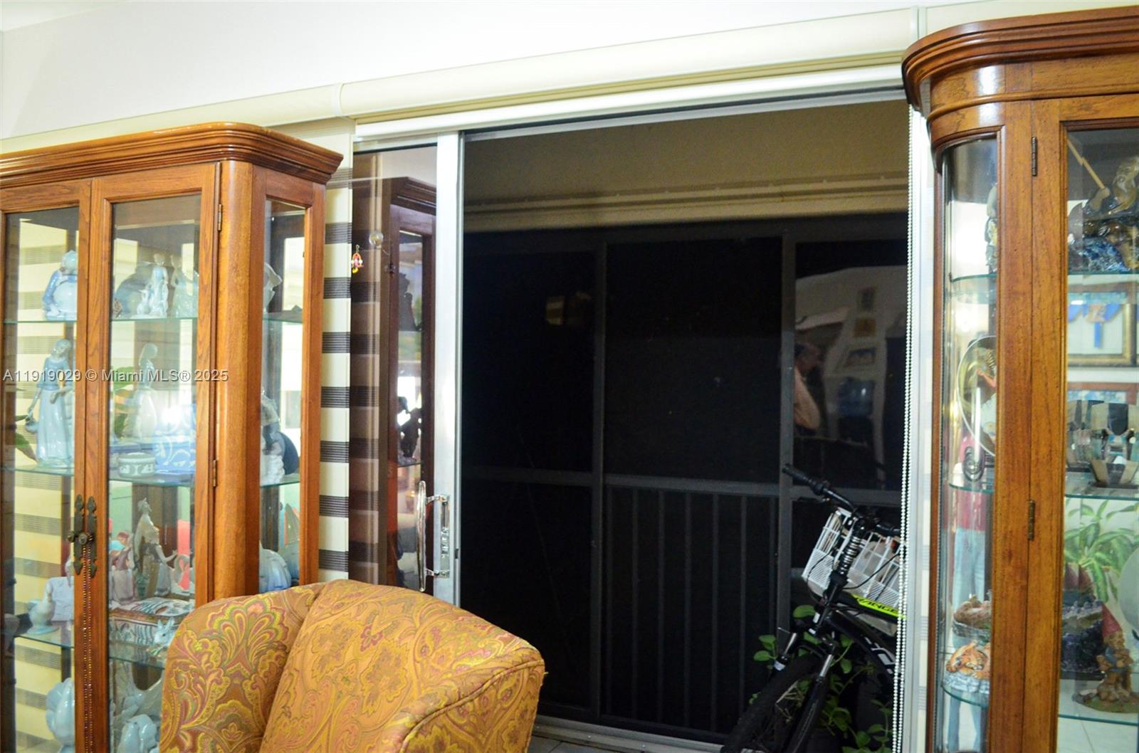 SUFFOLK AT CENTURY VILLAG - Residential