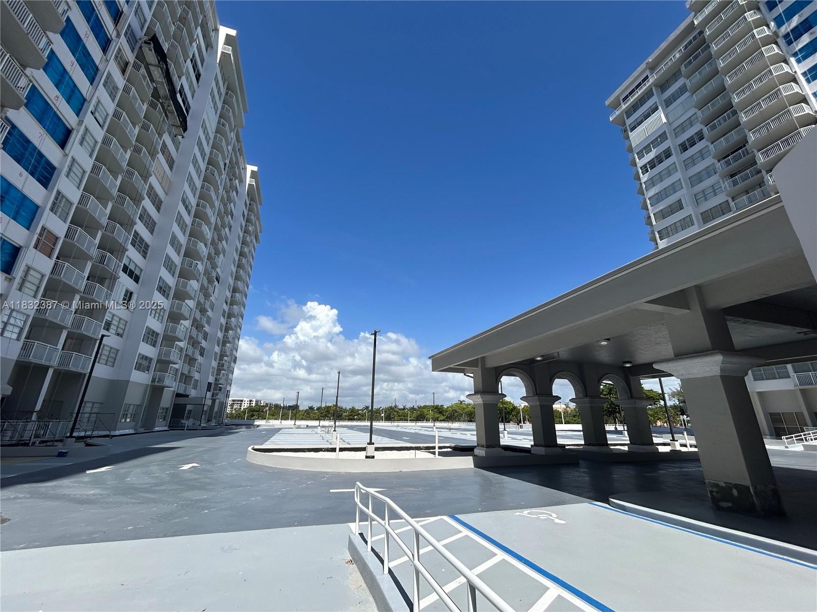 DEL PRADO MARINA - Residential Lease