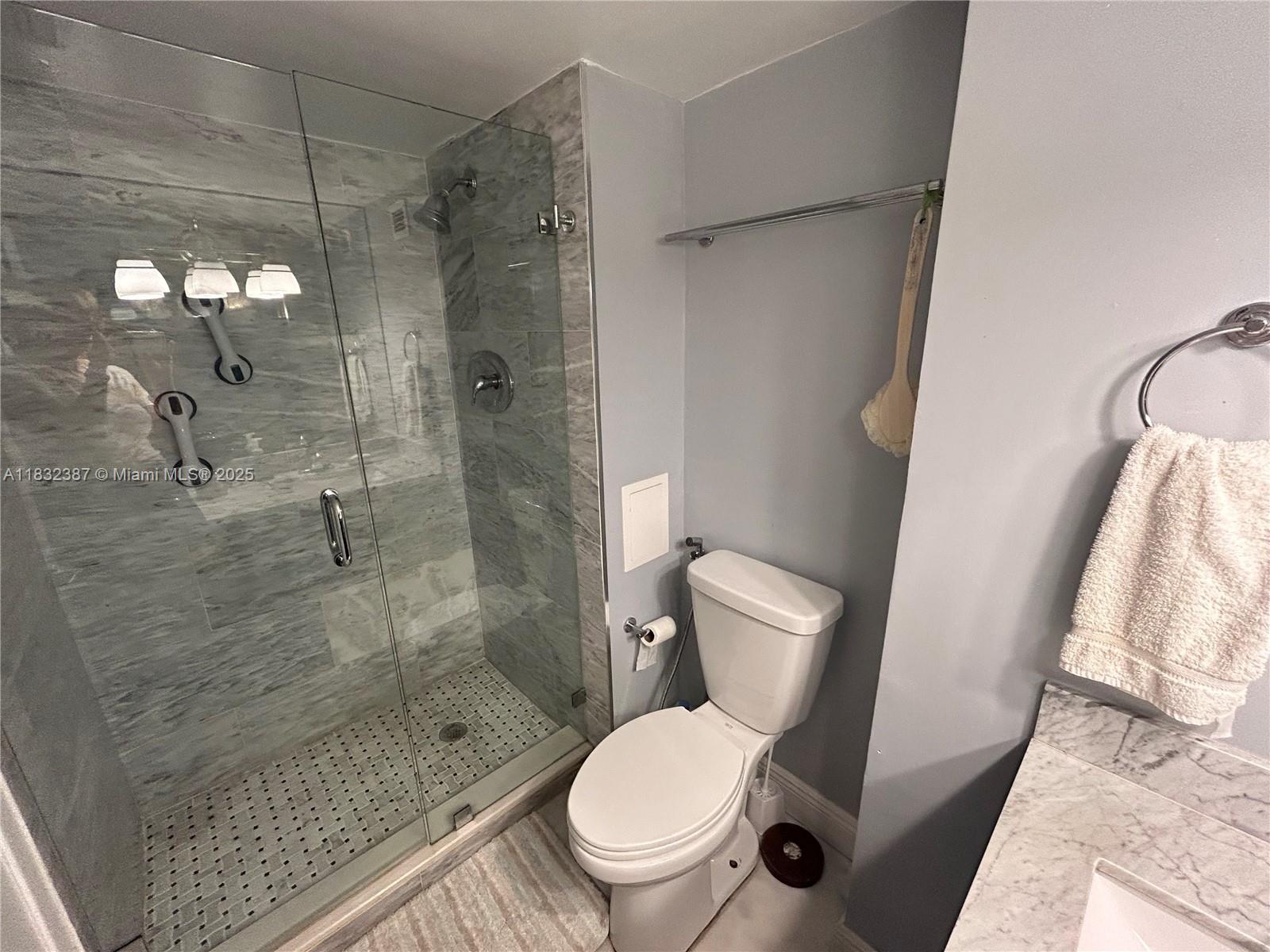 DEL PRADO MARINA - Residential Lease