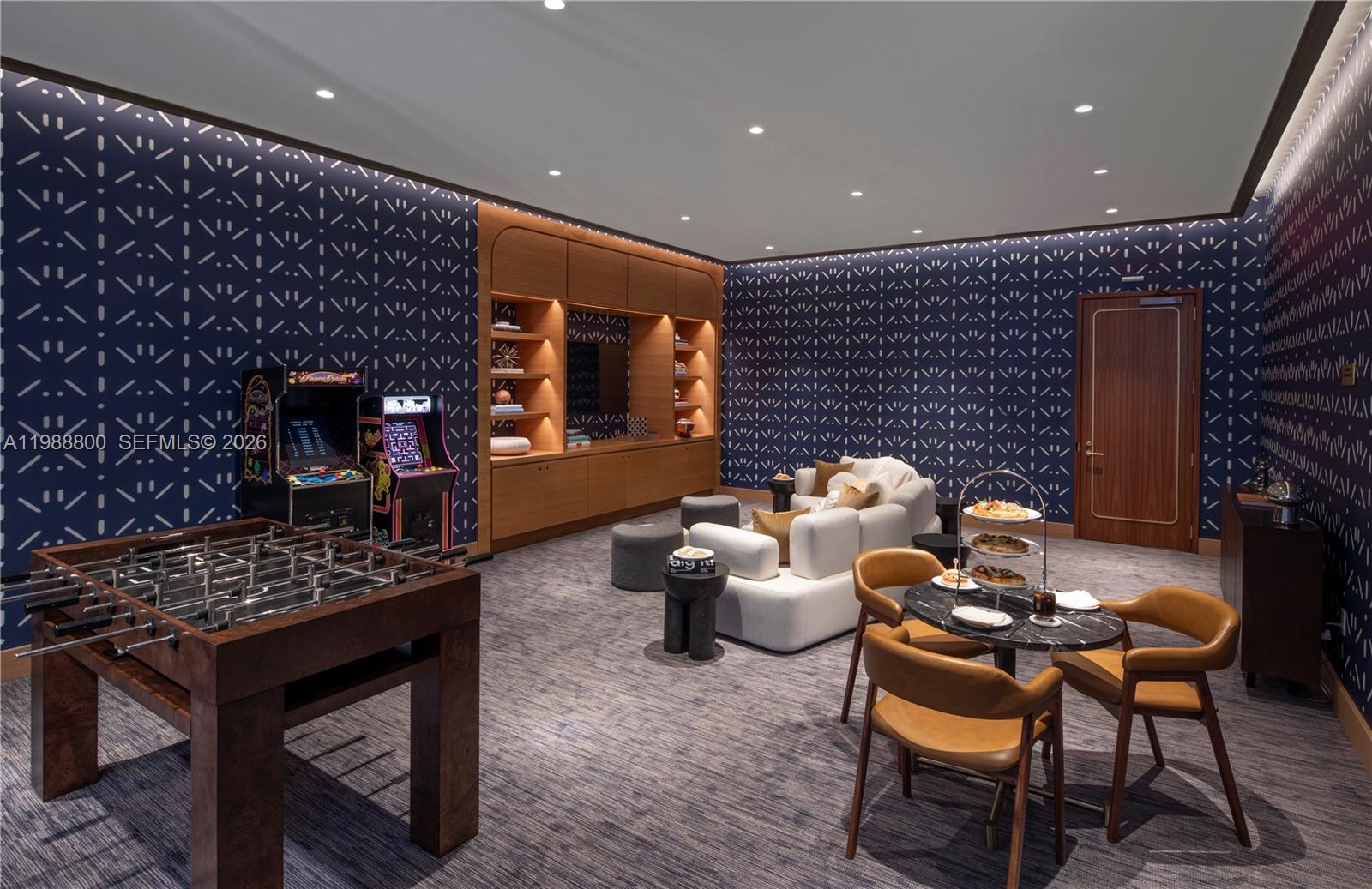 2655 SOUTH BAYSHORE DRIVE - Residential