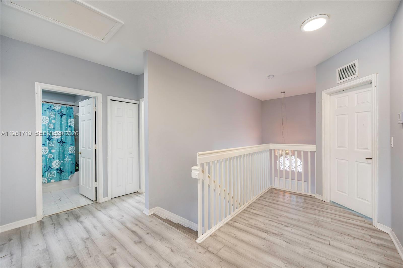 RIVERSIDE AT BISC NATL PK - Residential