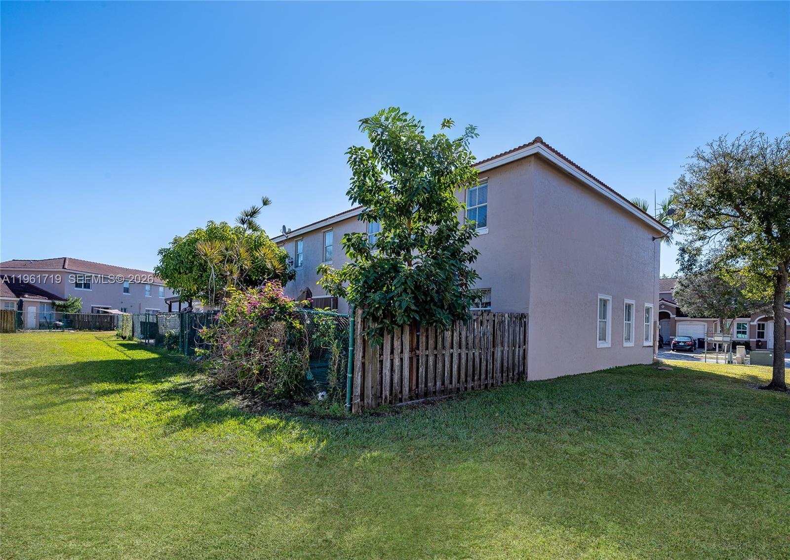 RIVERSIDE AT BISC NATL PK - Residential