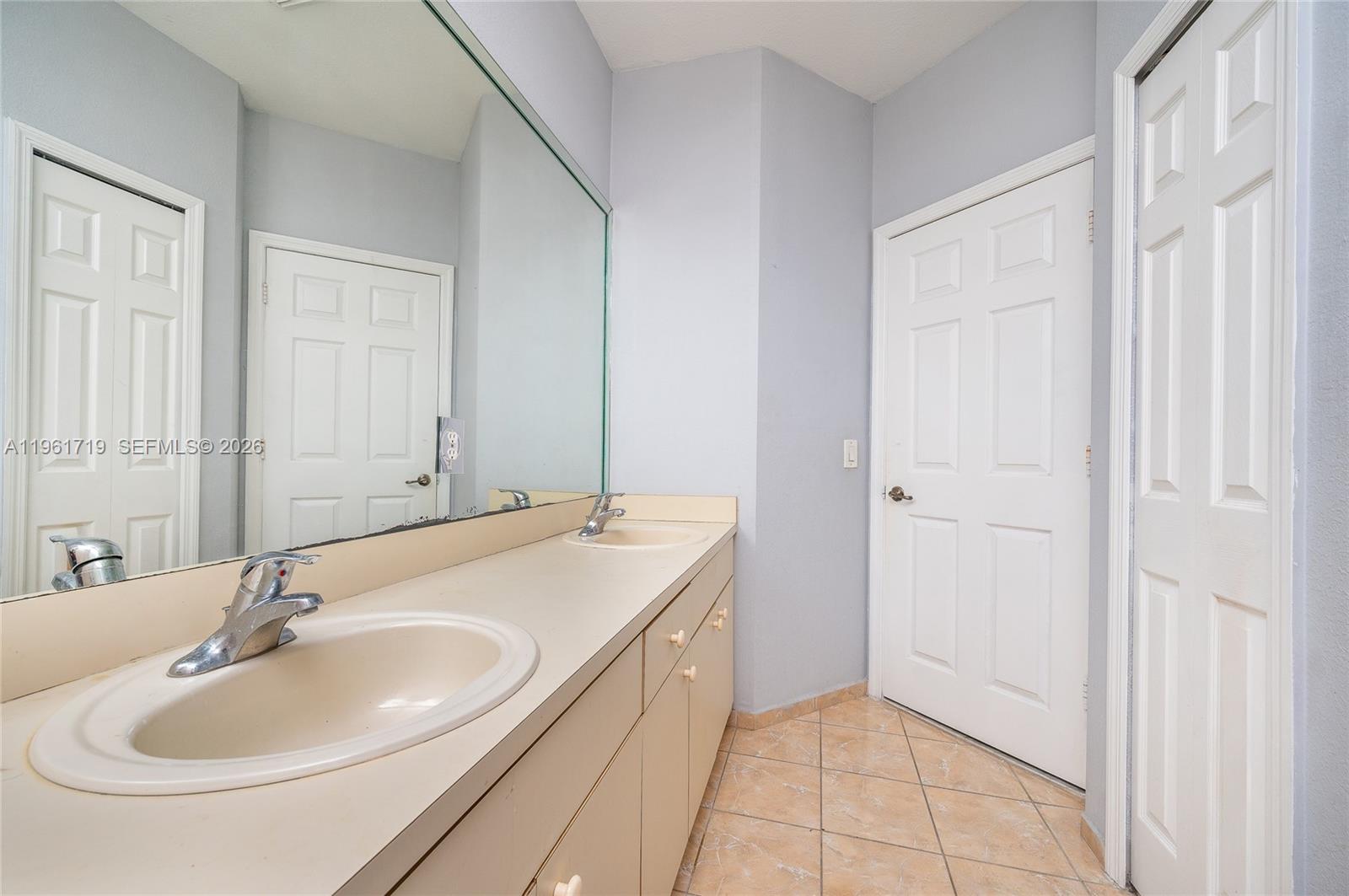 RIVERSIDE AT BISC NATL PK - Residential