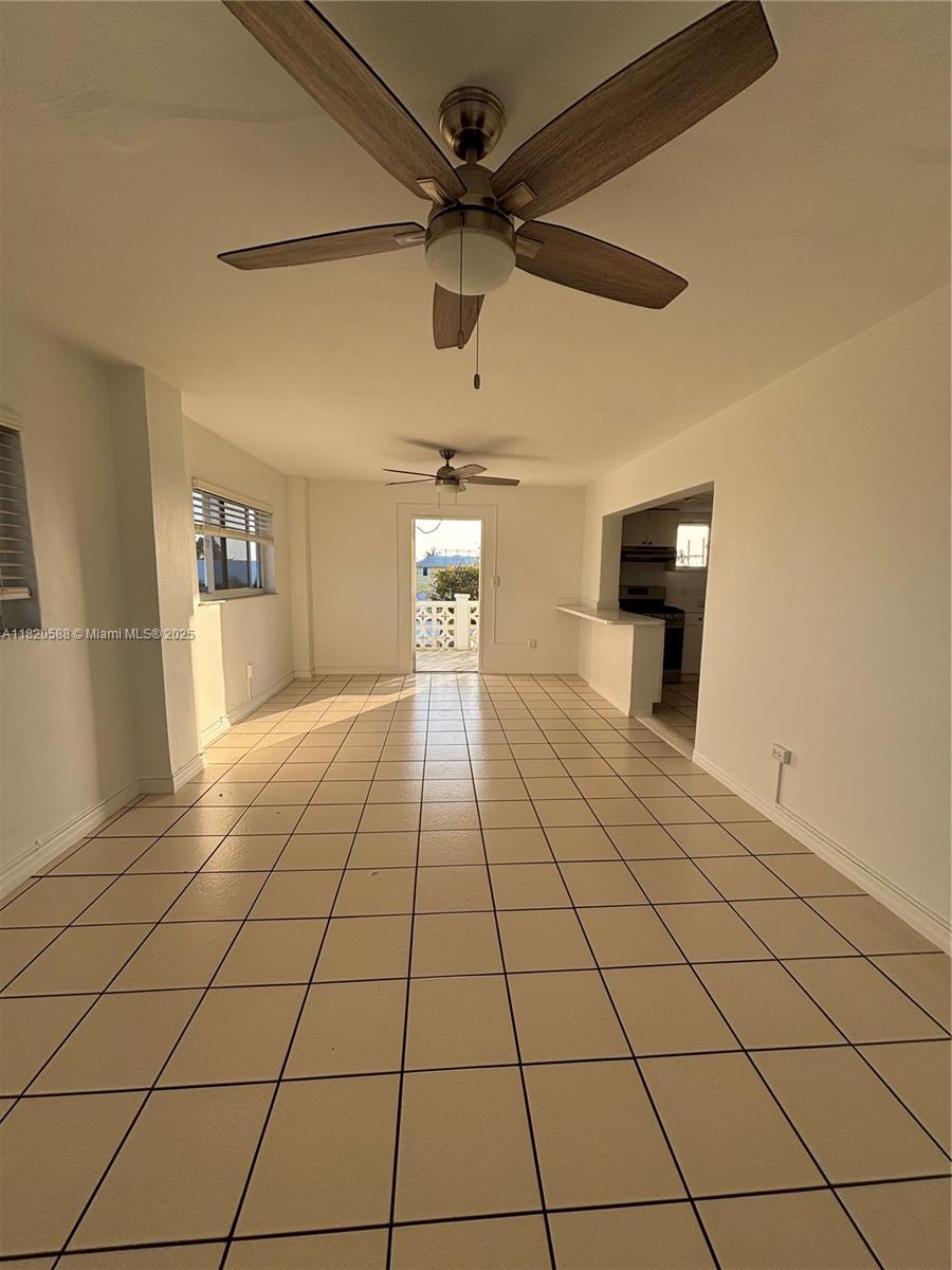 WHITE MARLIN BEACH SEC 1 - Residential Lease