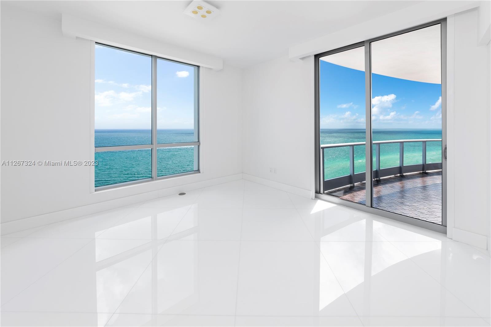 THE RESIDENCES AT THE BAT - Residential