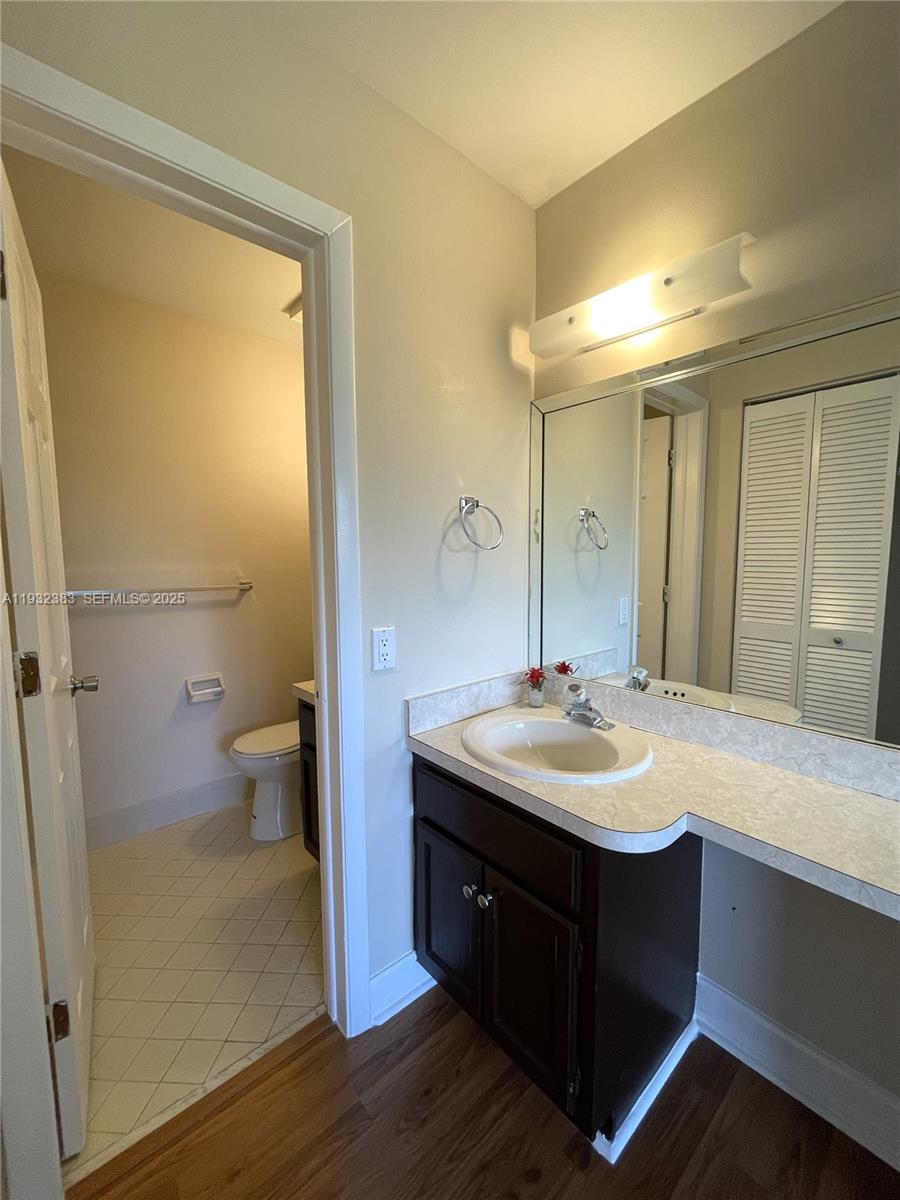 WATERS EDGE OF CORAL SPRI - Residential