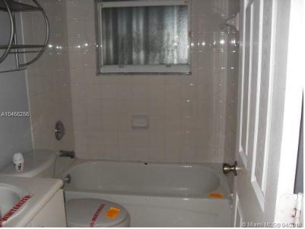 COURTS AT TUSCANY - Residential