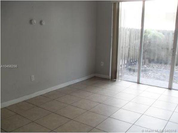 COURTS AT TUSCANY - Residential