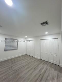 HOLLYWOOD LAWNS - Residential