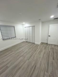 HOLLYWOOD LAWNS - Residential