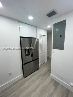 HOLLYWOOD LAWNS - Residential