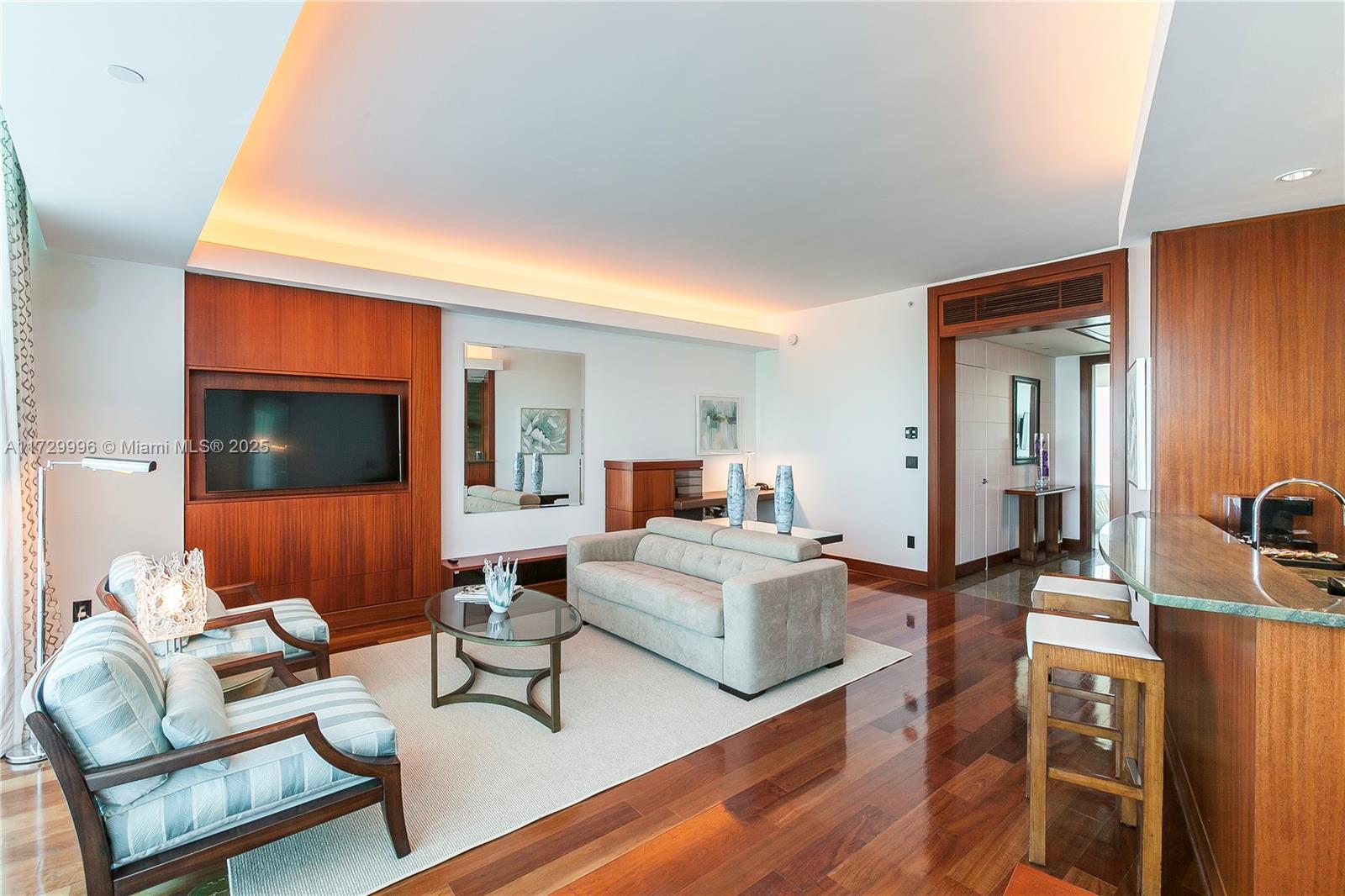 10295 COLLINS AVE HOTEL C - Residential Lease