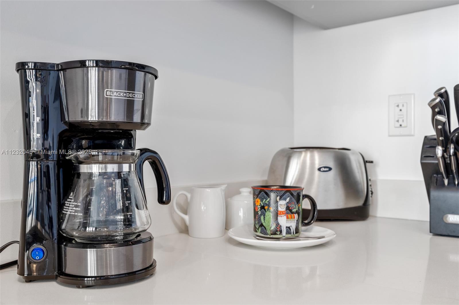 CENTRO CONDO - Residential Lease