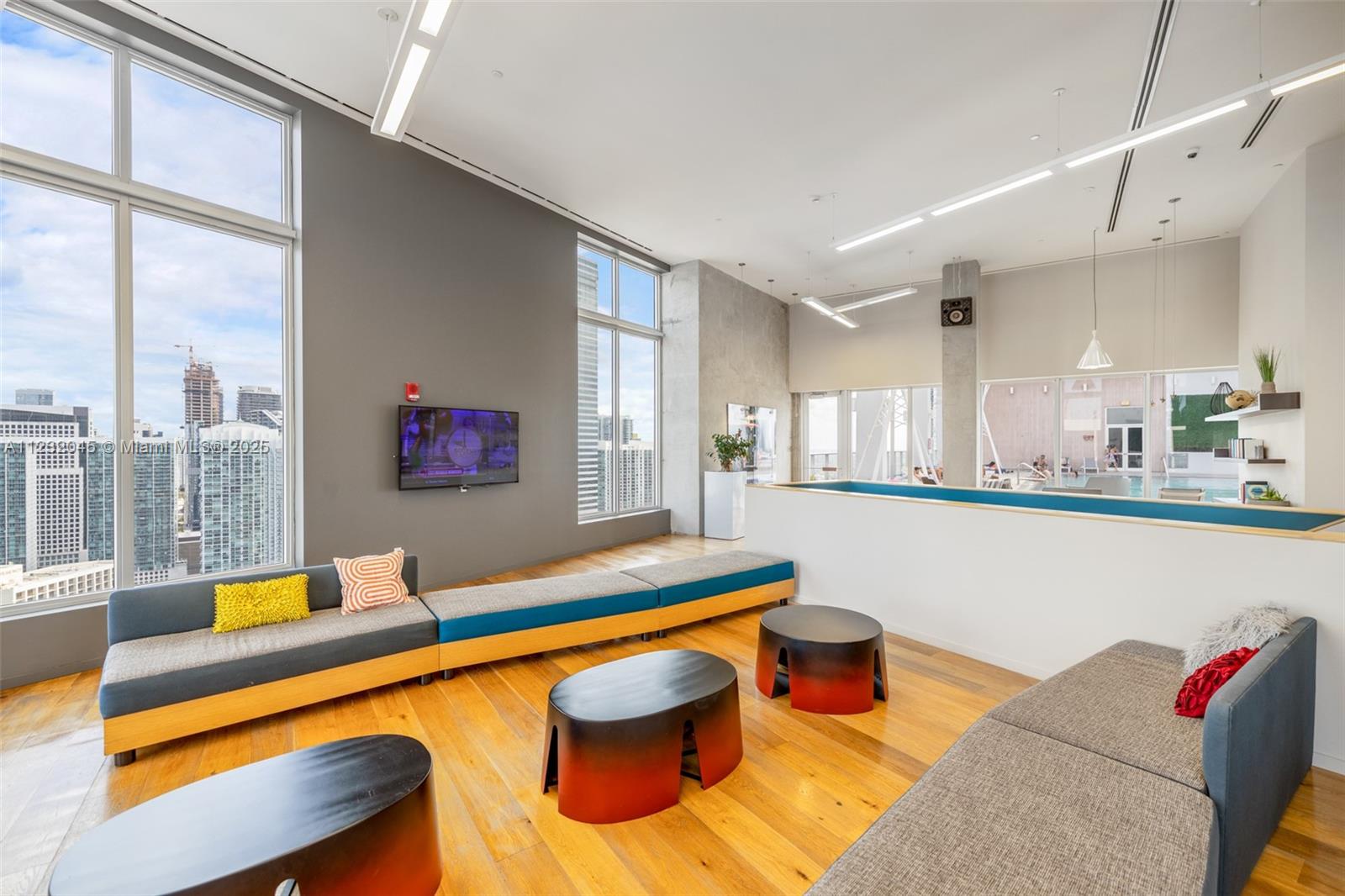 CENTRO CONDO - Residential Lease