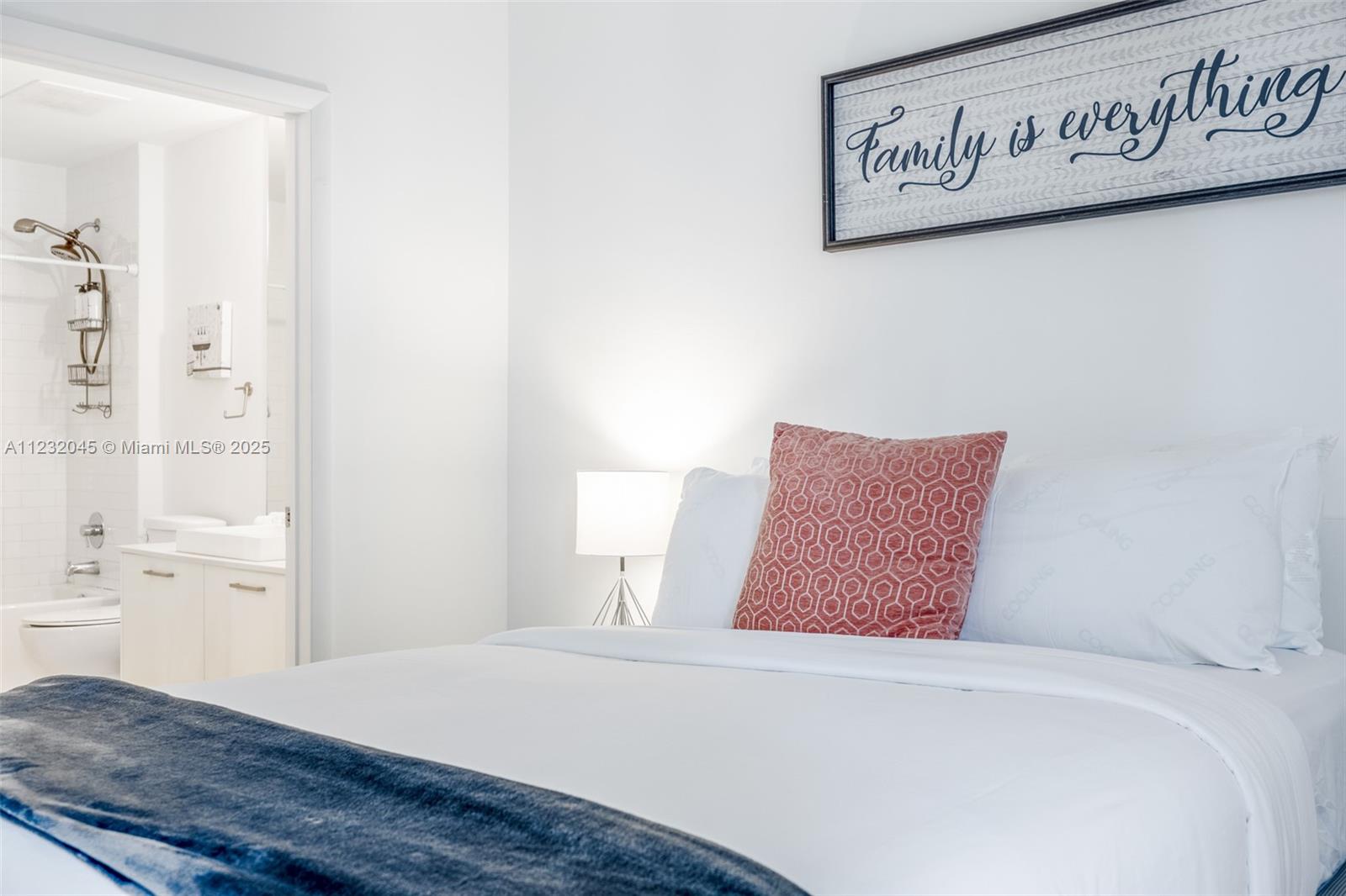 CENTRO CONDO - Residential Lease