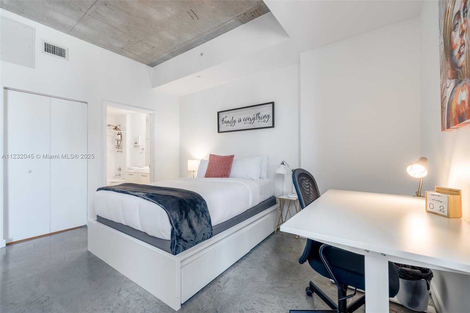 CENTRO CONDO - Residential Lease