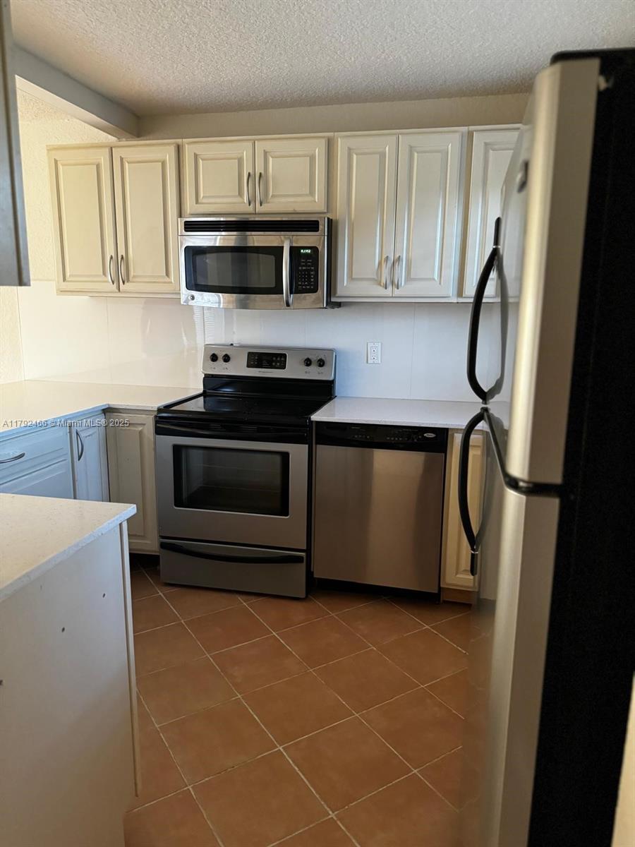 ISLE OF SANDALFOOT CONDO - Residential