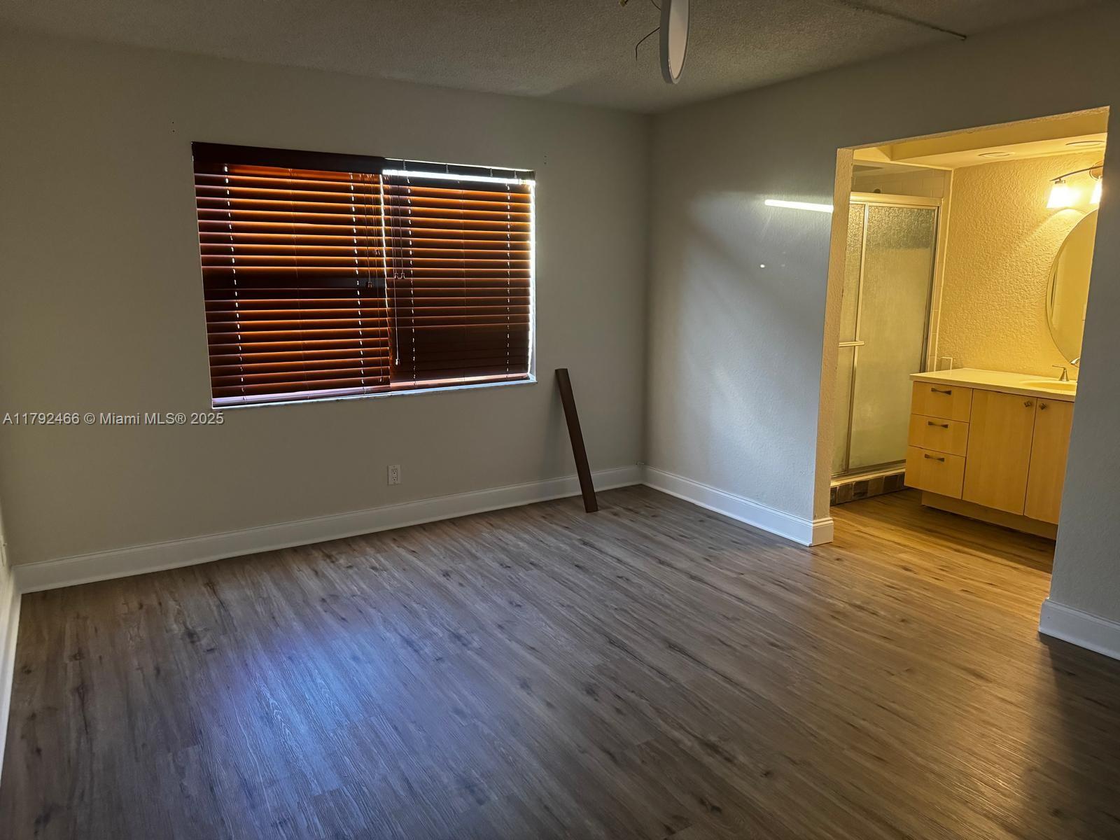 ISLE OF SANDALFOOT CONDO - Residential