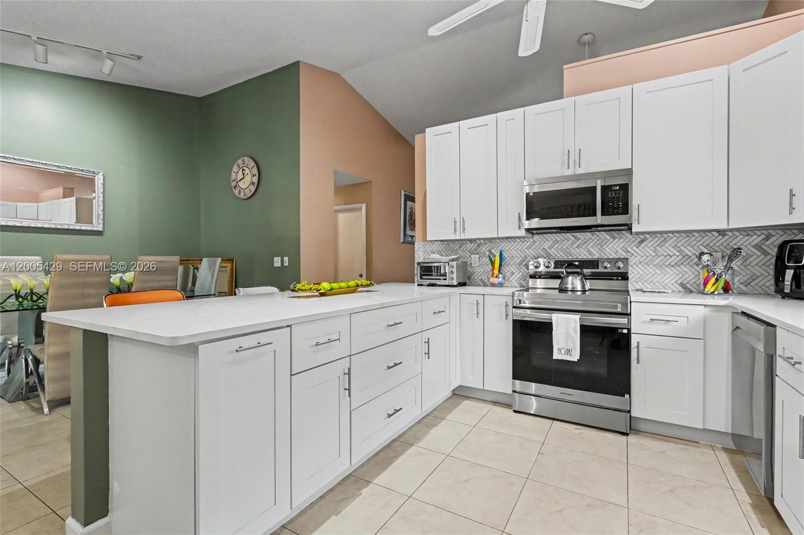 CORAL SPRINGS UNIVERSITY - Residential