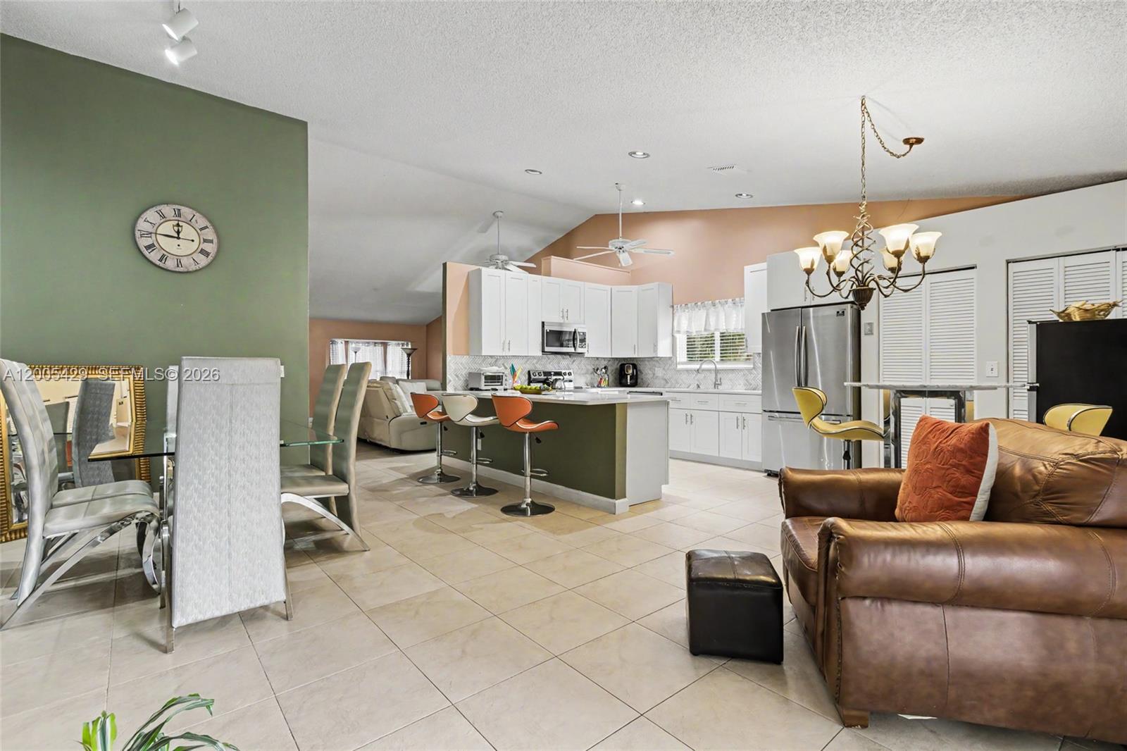 CORAL SPRINGS UNIVERSITY - Residential