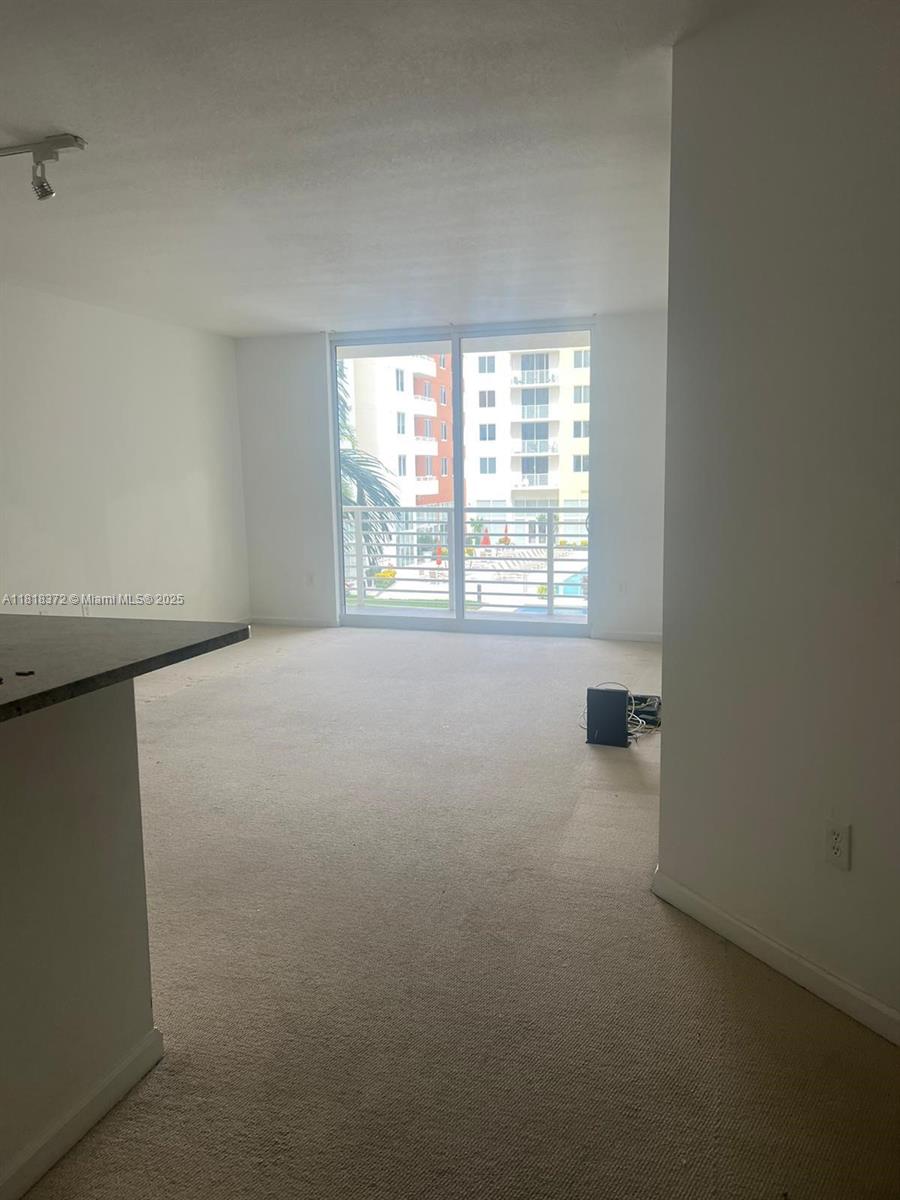 2775 Ne 187th St 219, Aventura, Miami-Dade County, Florida - 1 Bedrooms  
1 Bathrooms - 