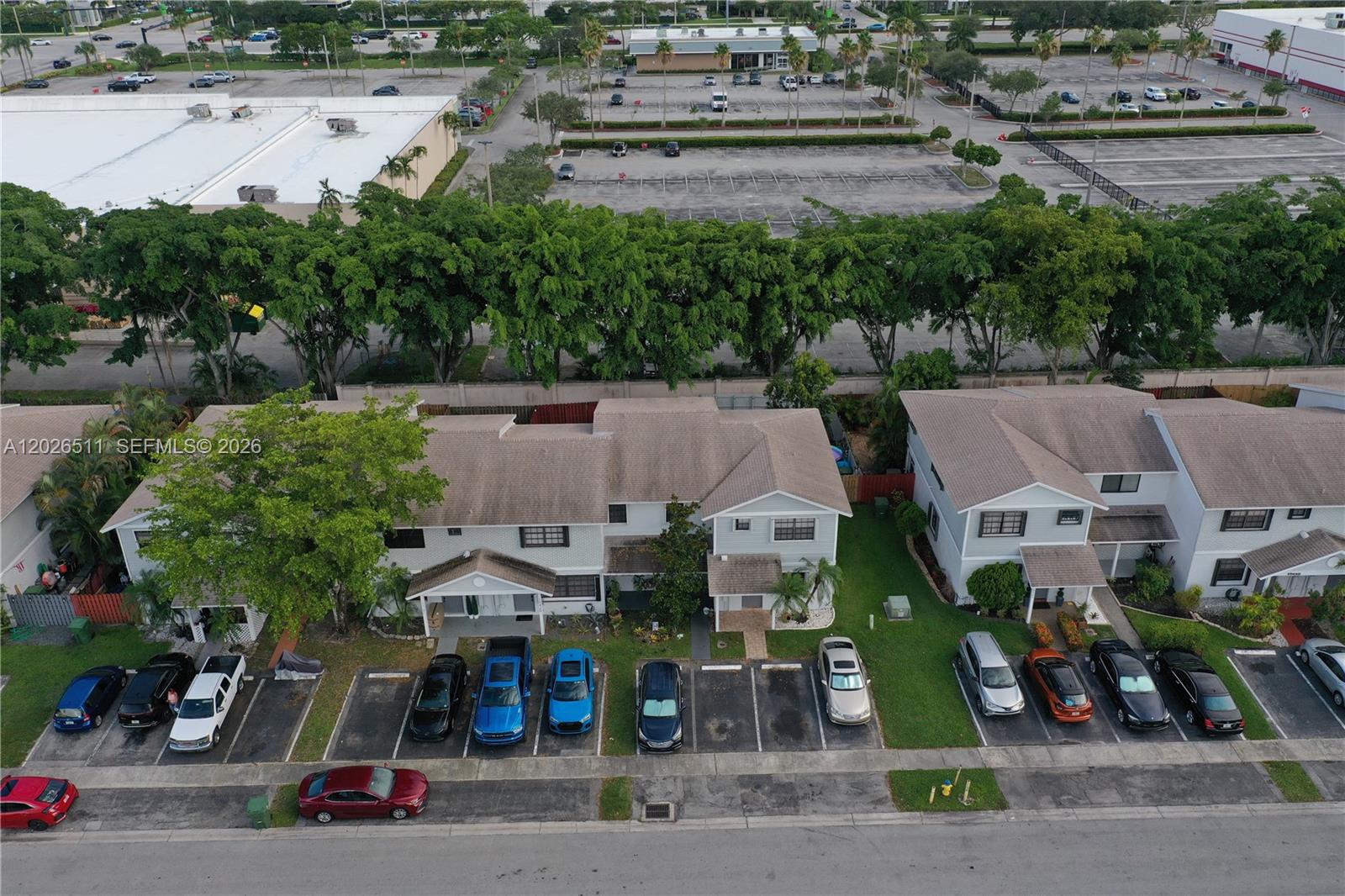 PEMBROKE POINTE SECTION T - Residential