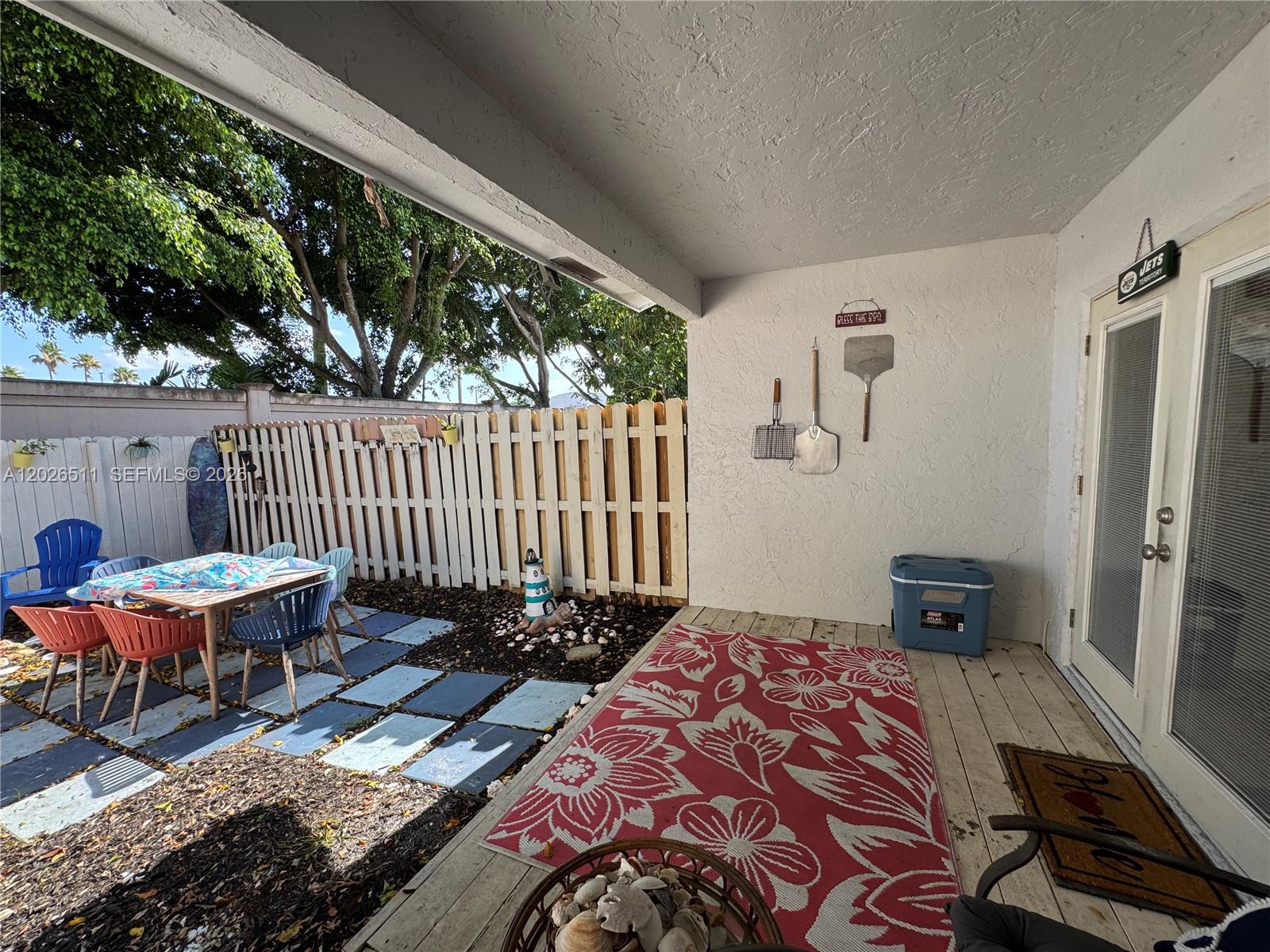 PEMBROKE POINTE SECTION T - Residential