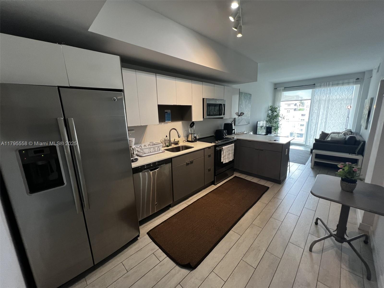 Rental Property at 321 Ne 26th St 704, Miami, Broward County, Florida - Bedrooms: 1 
Bathrooms: 1  - $2,700 MO.