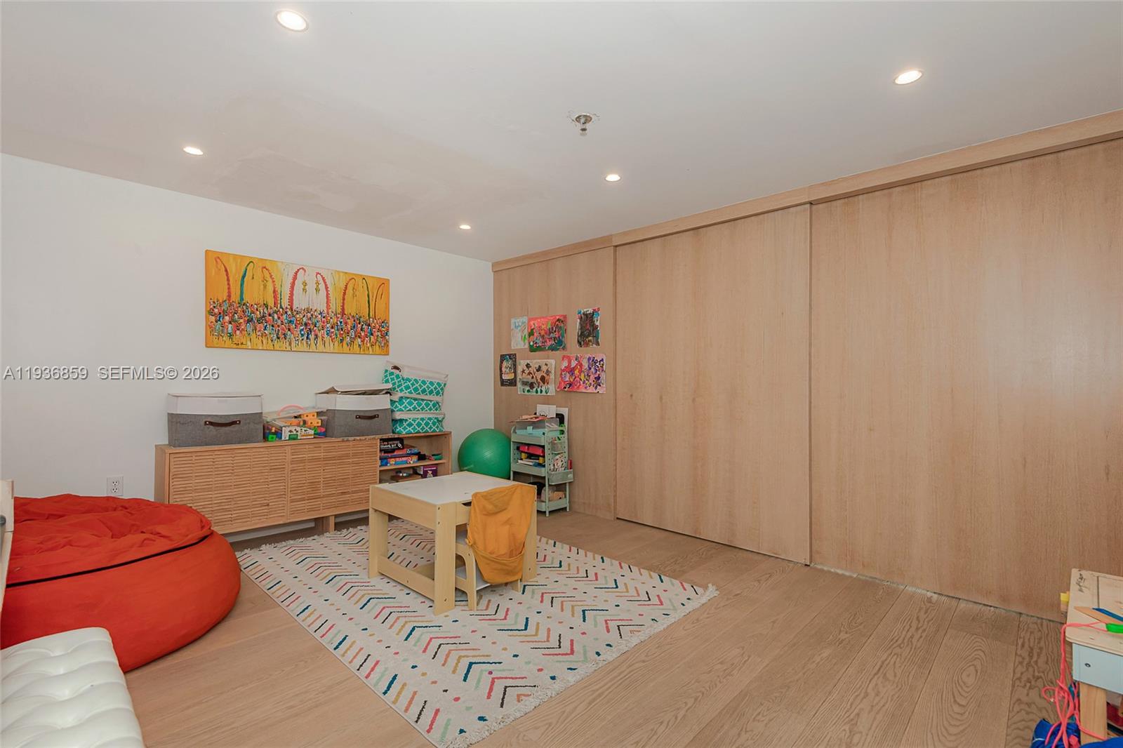 MAGNOLIA CONDO - Residential