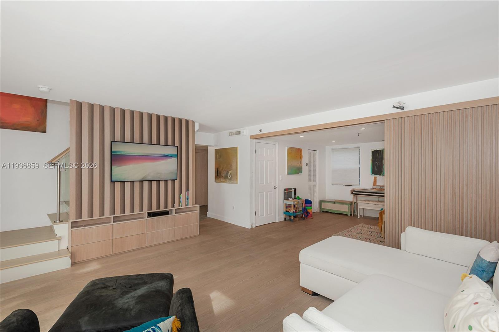 MAGNOLIA CONDO - Residential