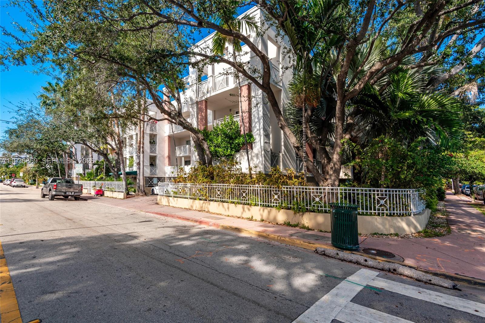 MAGNOLIA CONDO - Residential