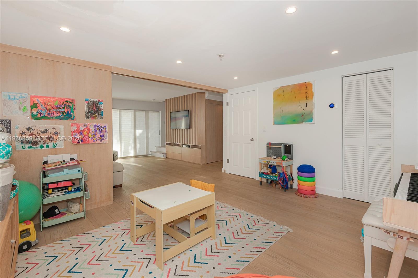 MAGNOLIA CONDO - Residential