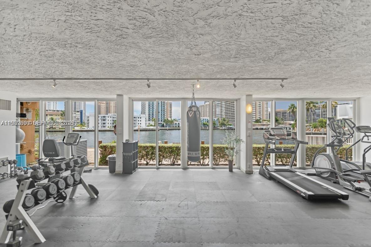 DORSEY ARMS CONDO - Residential Lease