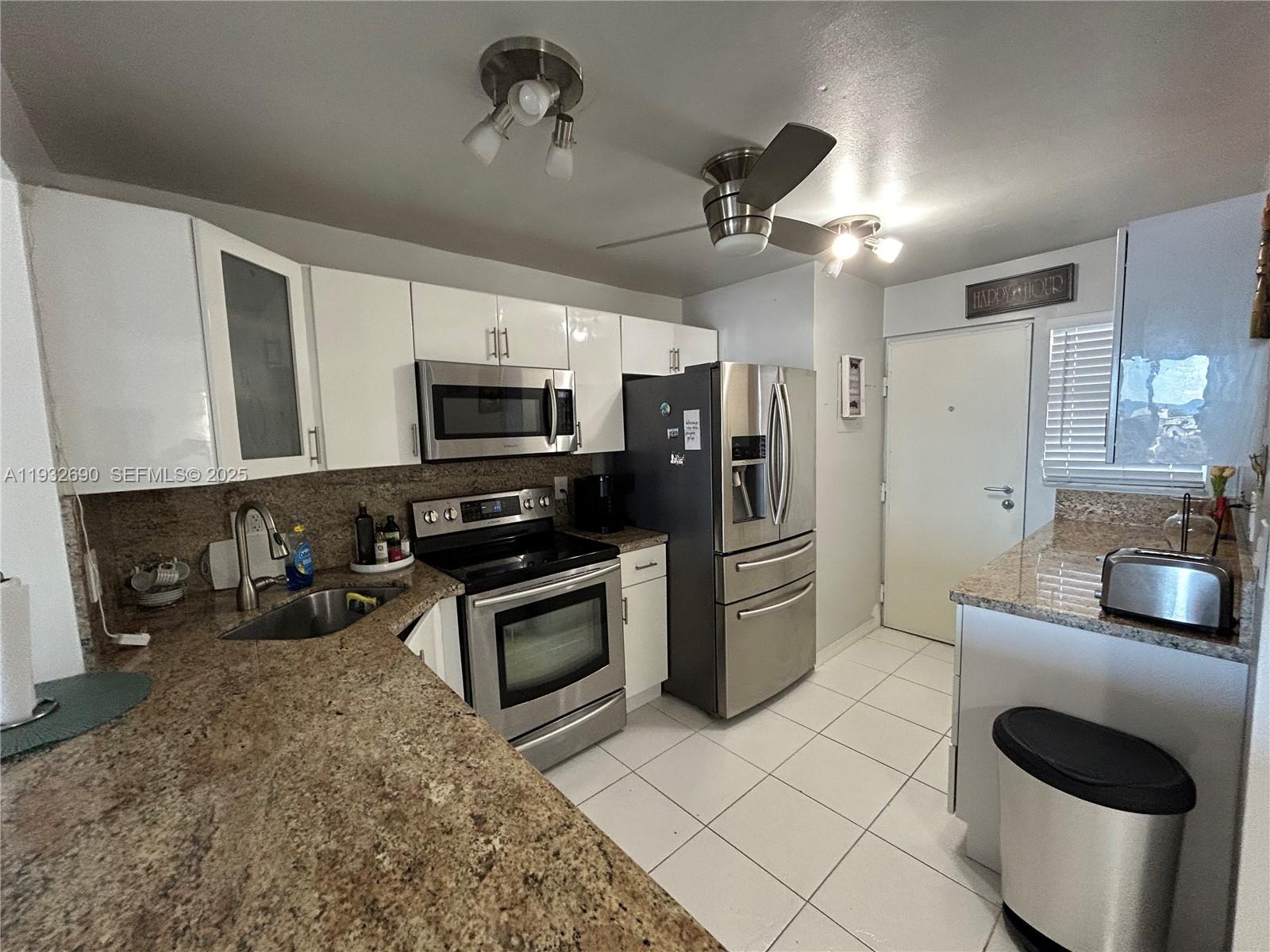 DORSEY ARMS CONDO - Residential Lease