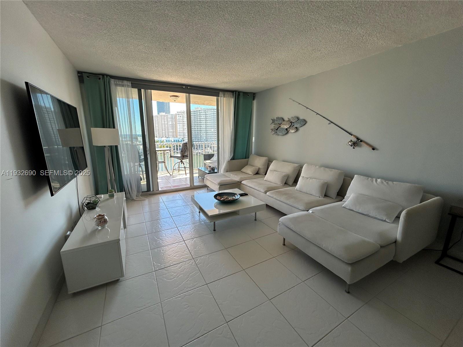 DORSEY ARMS CONDO - Residential Lease