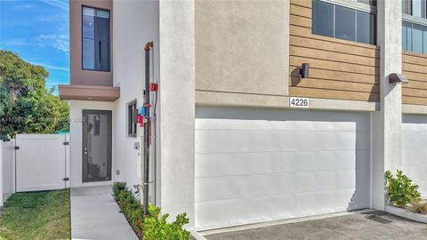 4226 NE 7th Ter 1 Oakland Park FL 33334