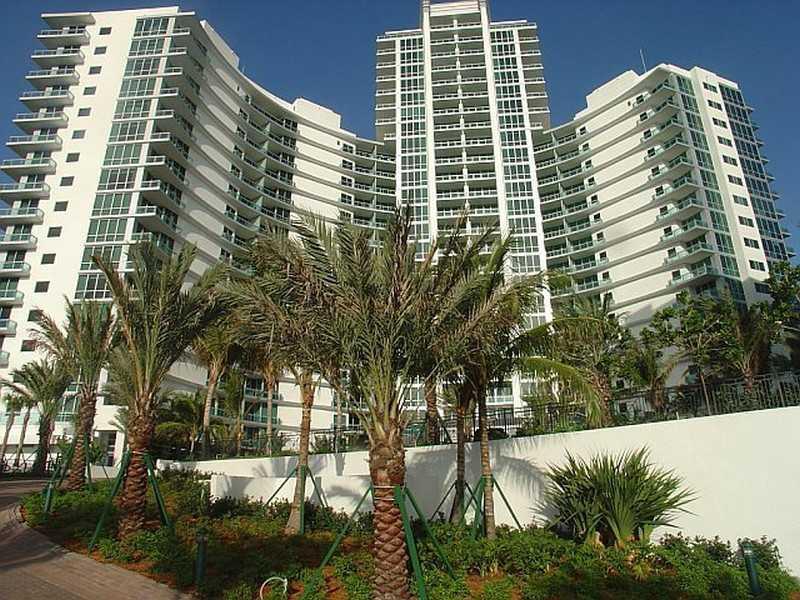 MAGINIFICENT CORNER SKY HOME (F) LINE WITH INFINITY VIEWS OF THE OCEAN, INLET & INTRACOASTAL. CUSTOM DESIGNED COSMOPOLITAN LAYOUT. METICULOUSLY DECORATED WITH ATTENTION TO DETAIL FROM FLOOR TO CEILING. SUPERB APPOINTMENTS AND FINISHES. PERFECT FOR ENTERTA INING. FULL SERVICE LUXURY BUILDING OFFERS OPULENT WORLD CLASS HOTEL AMENITIES AND BEACH ACCESS WITH POOL SERVICE.