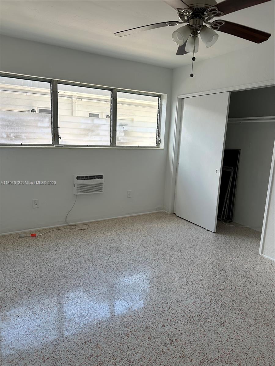 BISCAYNE BCH SUB - Residential Lease