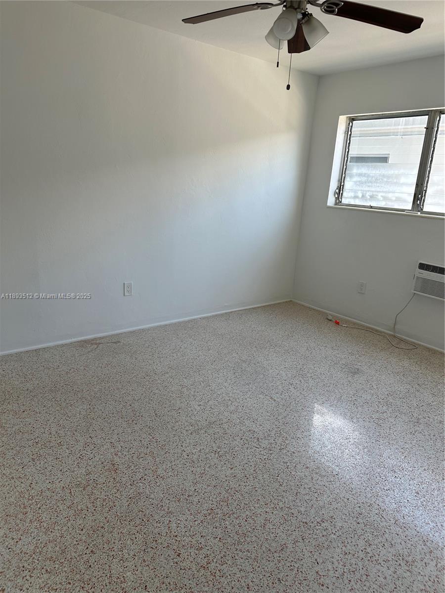 BISCAYNE BCH SUB - Residential Lease