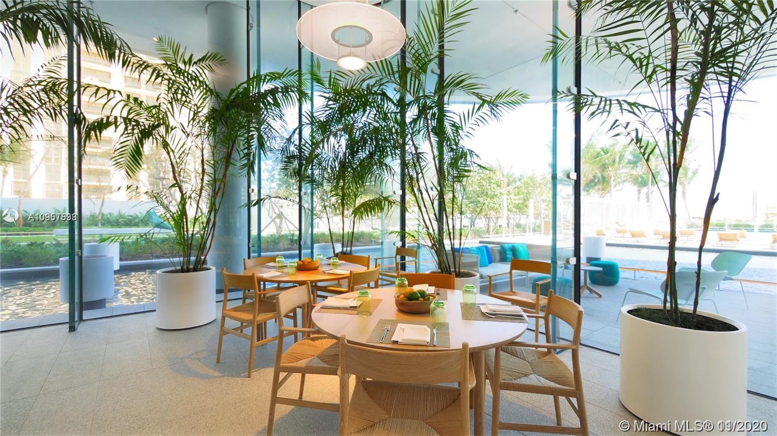 Eighty Seven Park - Residential