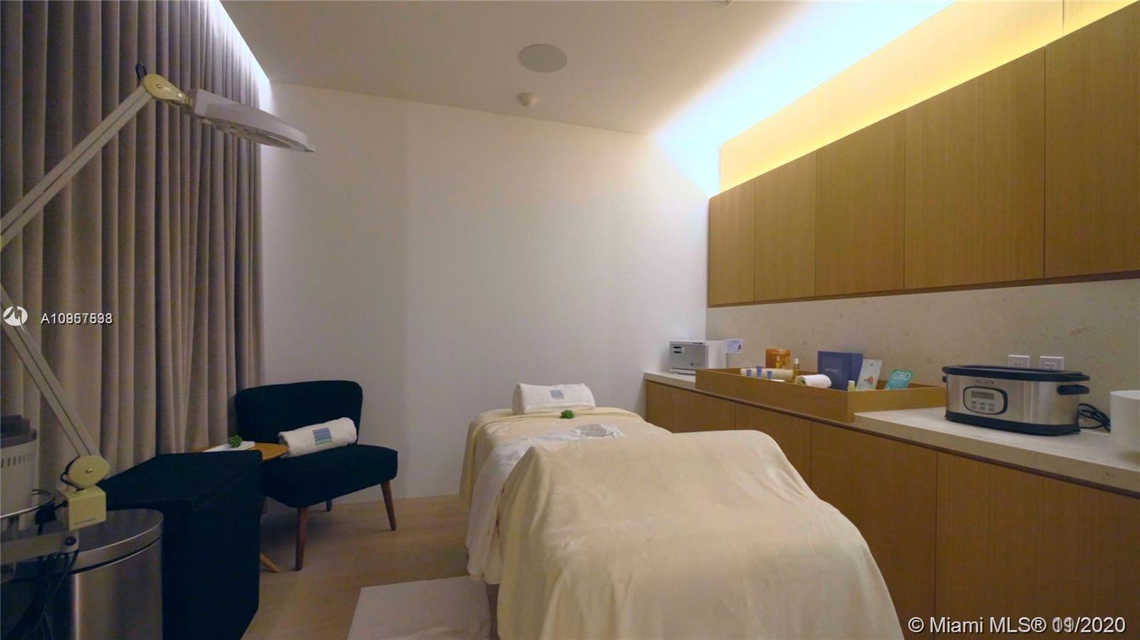 Eighty Seven Park - Residential