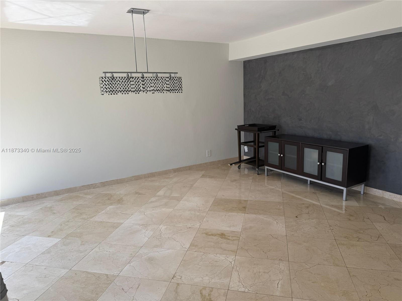 LEEWARD POINT CONDO - Residential Lease