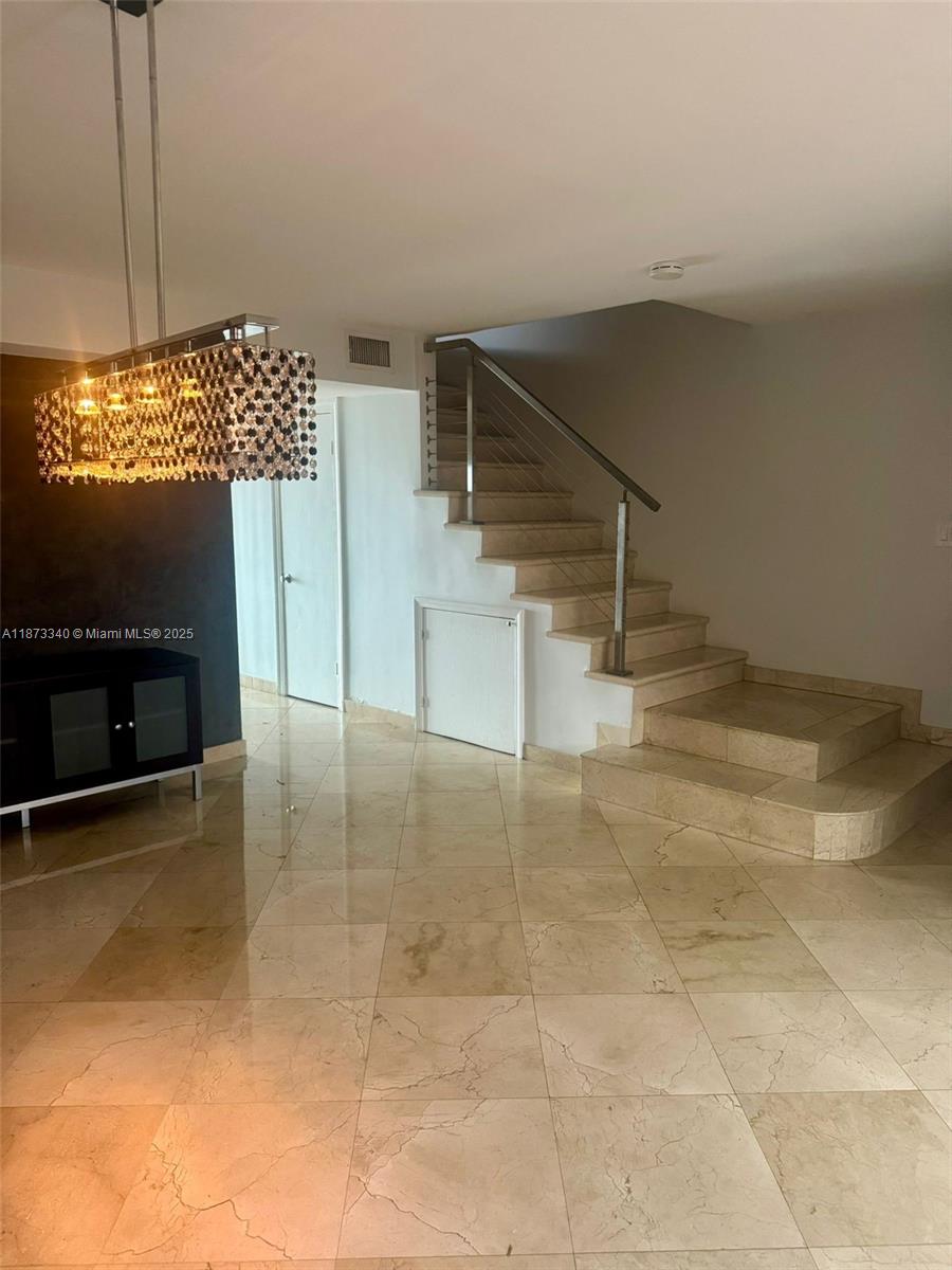 LEEWARD POINT CONDO - Residential Lease