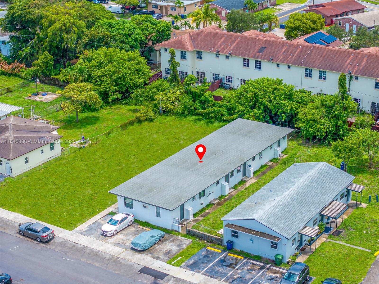 832 NW 10th St